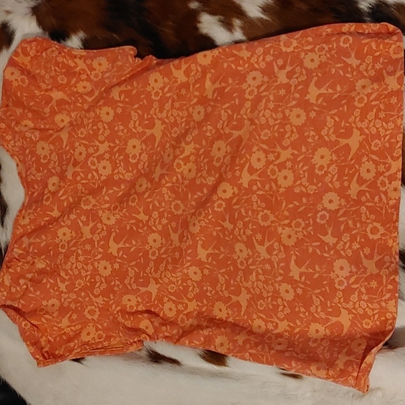 3/$25 Favourite b.u.m. Equipment Shirt Sz LG - Picture 3 of 3